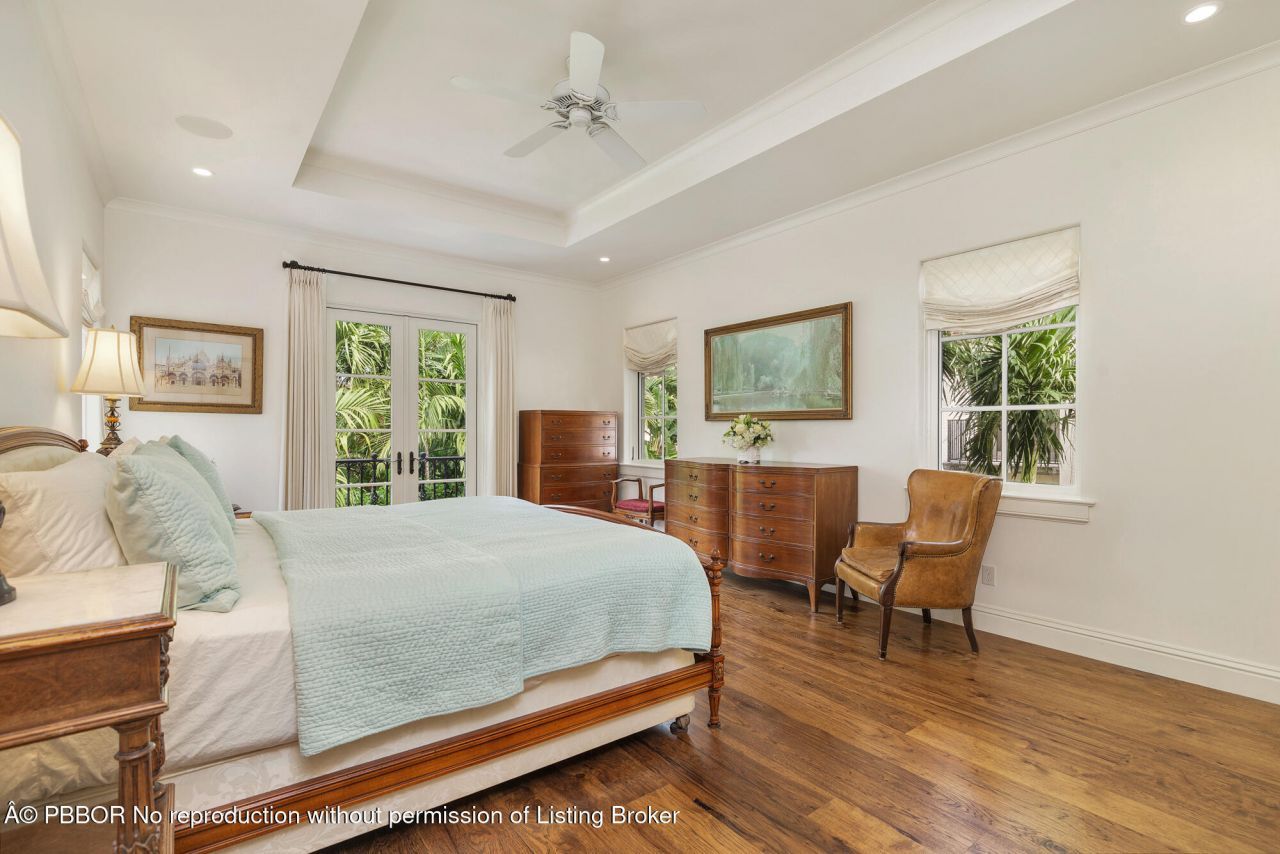 261 Seminole Avenue, Palm Beach, FL 33480 Photo