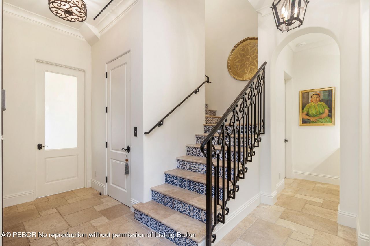 261 Seminole Avenue, Palm Beach, FL 33480 Photo