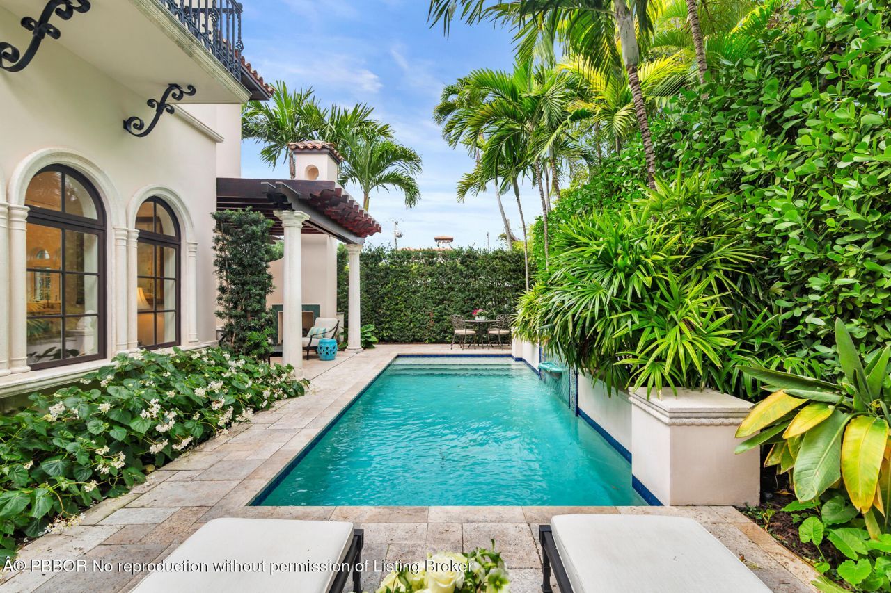 261 Seminole Avenue, Palm Beach, FL 33480 Photo