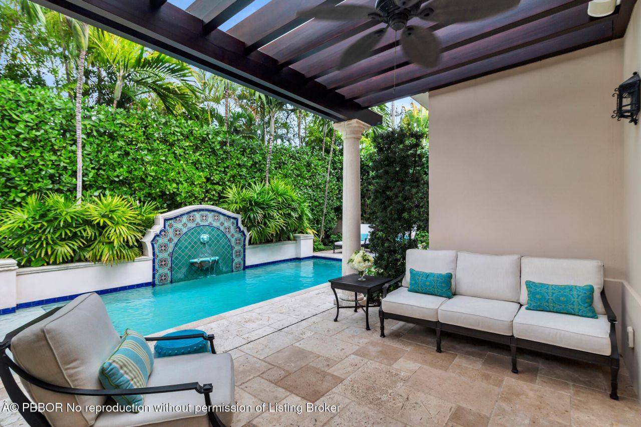 261 Seminole Avenue, Palm Beach, FL 33480 Photo