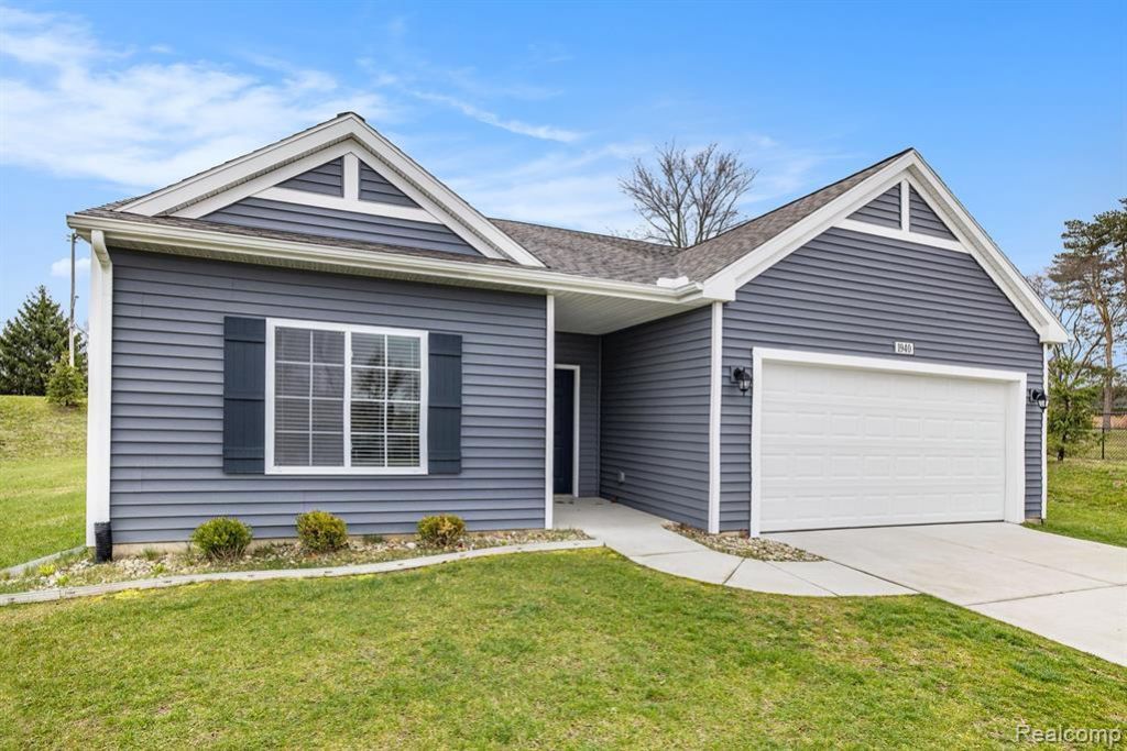 104 Cottonwood Court Court, Litchfield, MI 49252 Main Photo