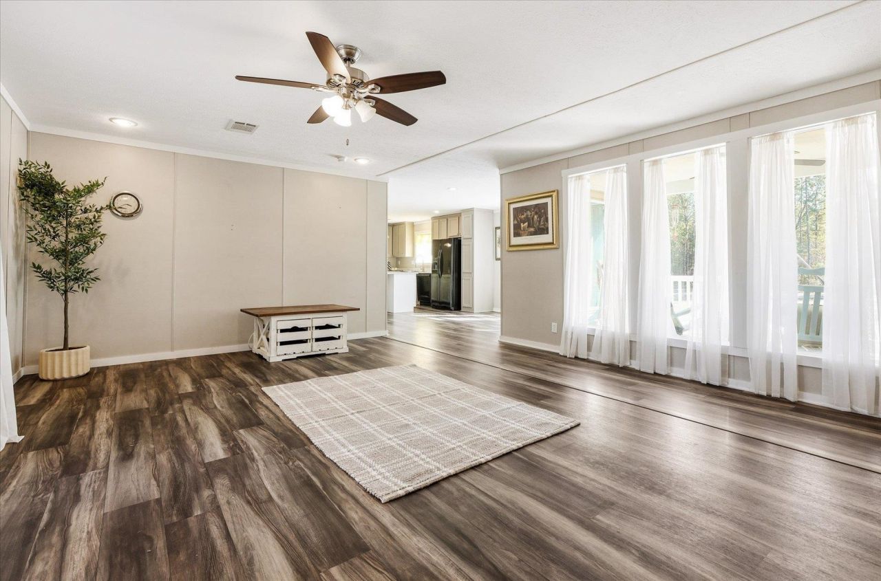 961 Hassell, Tallahassee, FL 32305 Photo