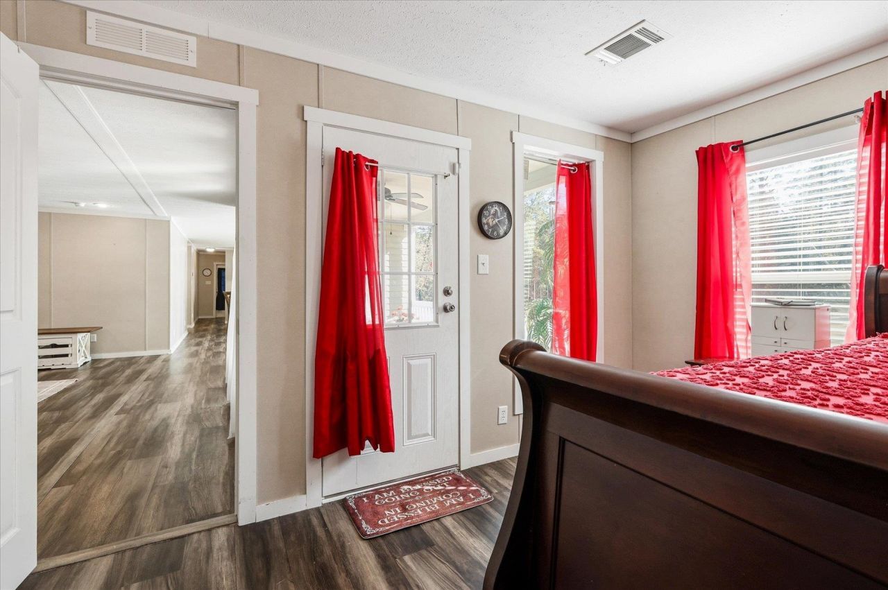 961 Hassell, Tallahassee, FL 32305 Photo