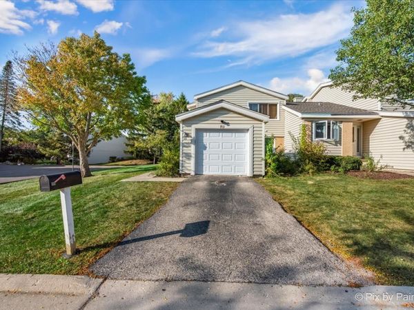 712 Scarbrough Circle, Unit 712, Hoffman Estates, IL 60169