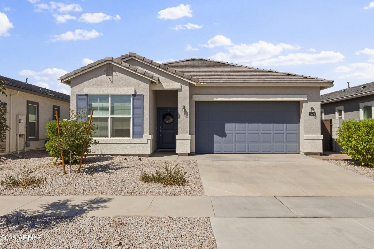 15628 W Smoketree Drive, Surprise, AZ 85387 Main Photo
