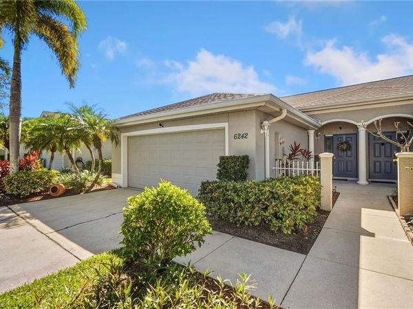 6242 Mandalay CIR, Unit 55, NAPLES, FL 34112