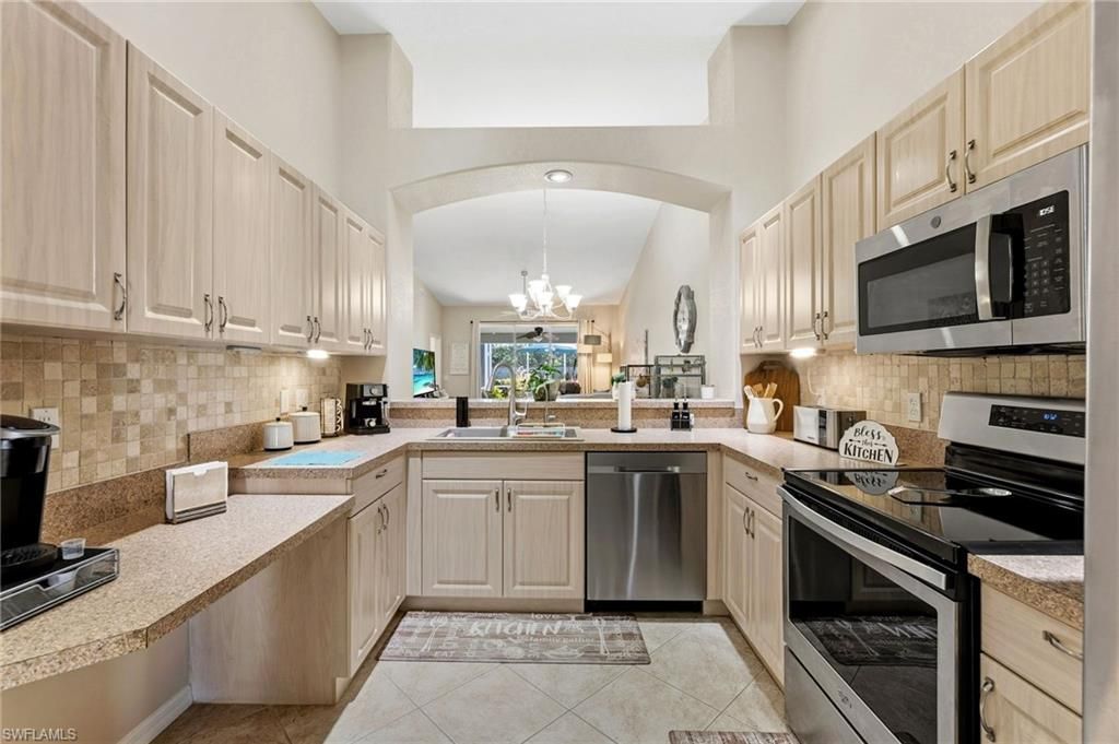 6242 Mandalay Cir, Unit 55, Naples, FL 34112 Photo