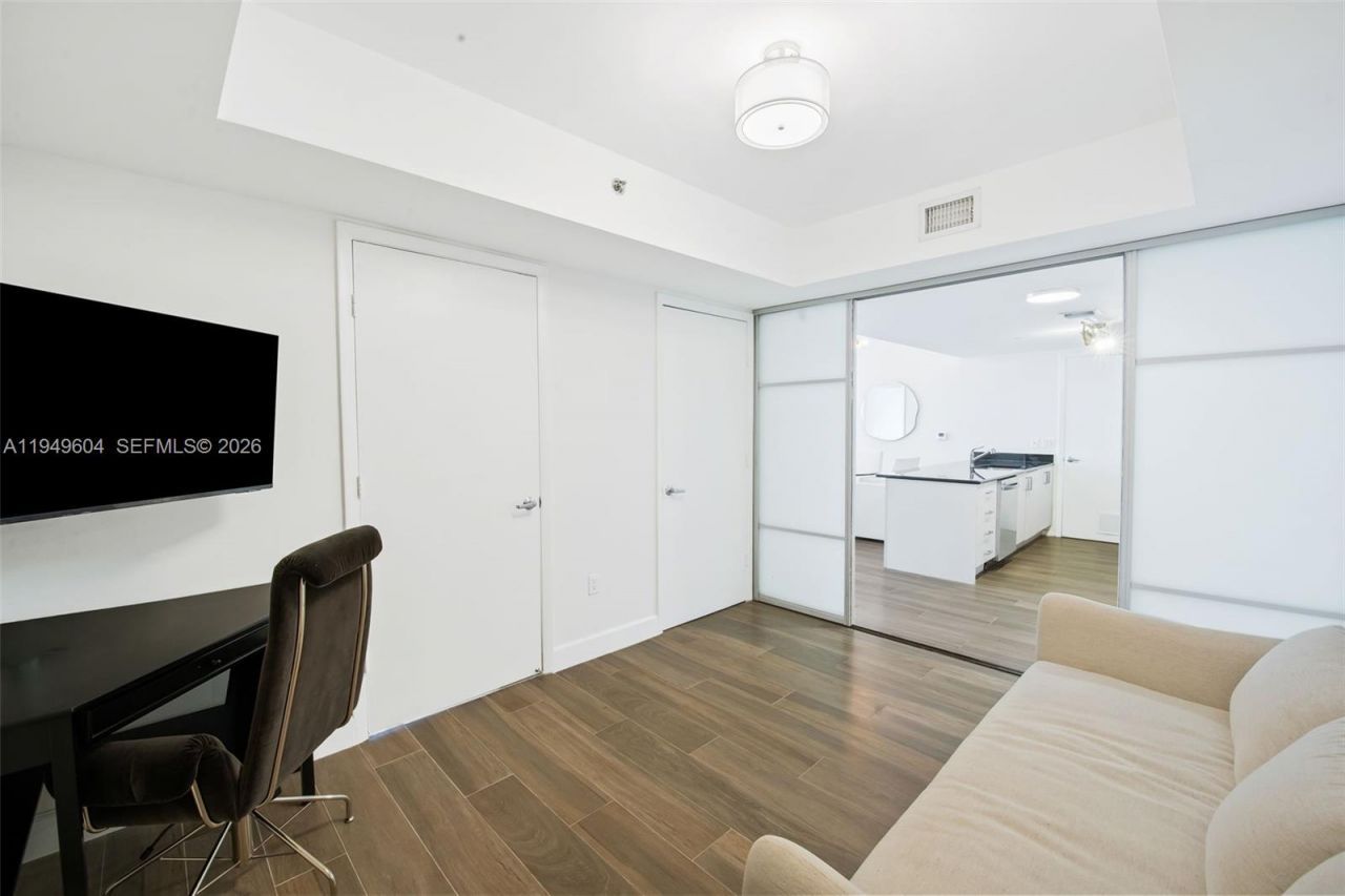 50 Biscayne Blvd , Unit 3904, Miami, FL 33132 Photo