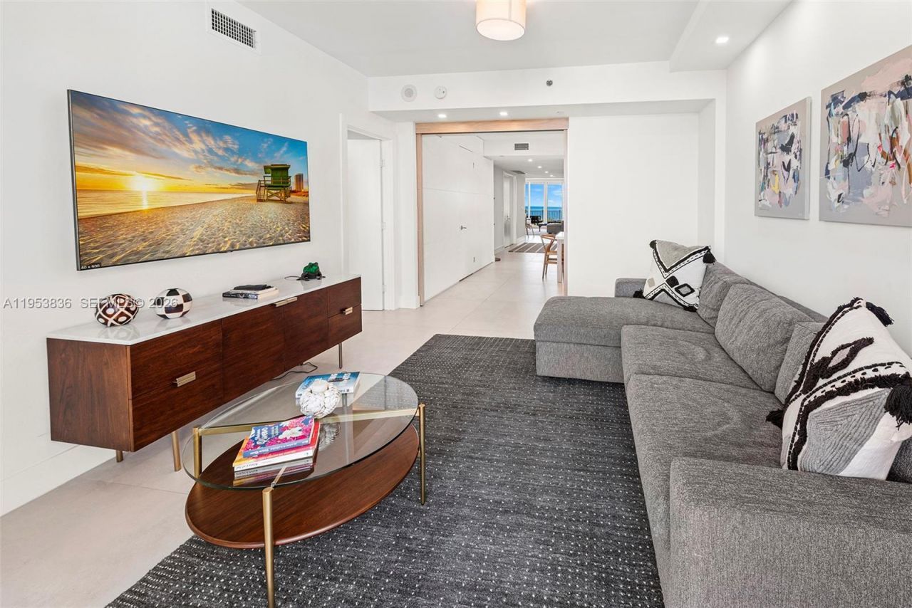 791 Crandon Blvd, Unit 901, Key Biscayne, FL 33149 Photo