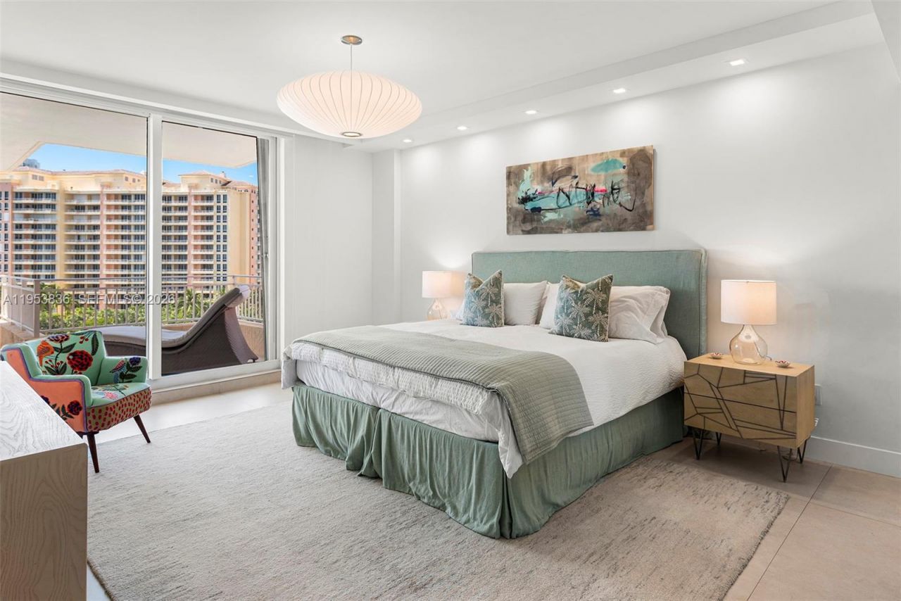 791 Crandon Blvd, Unit 901, Key Biscayne, FL 33149 Photo