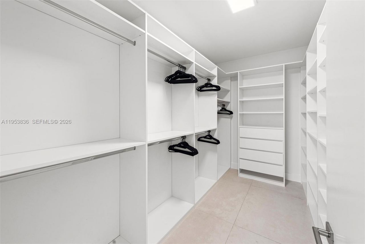 791 Crandon Blvd, Unit 901, Key Biscayne, FL 33149 Photo