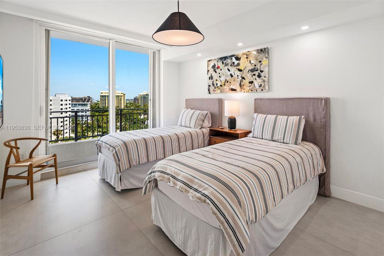 791 Crandon Blvd, Unit 901, Key Biscayne, FL 33149 Photo