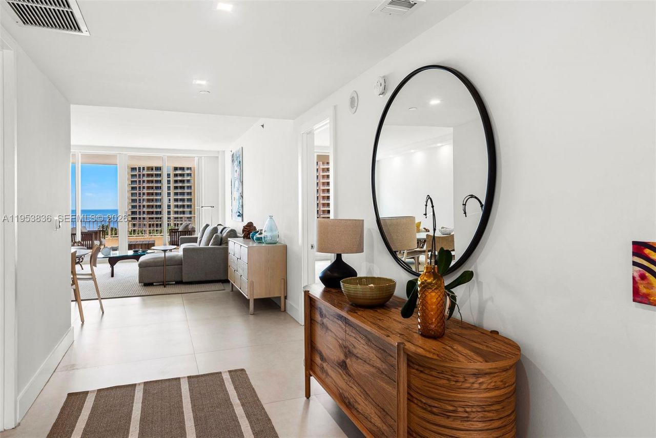 791 Crandon Blvd, Unit 901, Key Biscayne, FL 33149 Photo