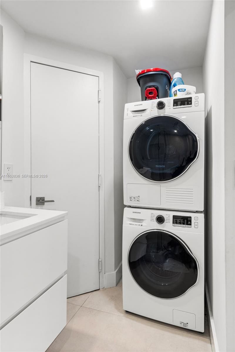 791 Crandon Blvd, Unit 901, Key Biscayne, FL 33149 Photo