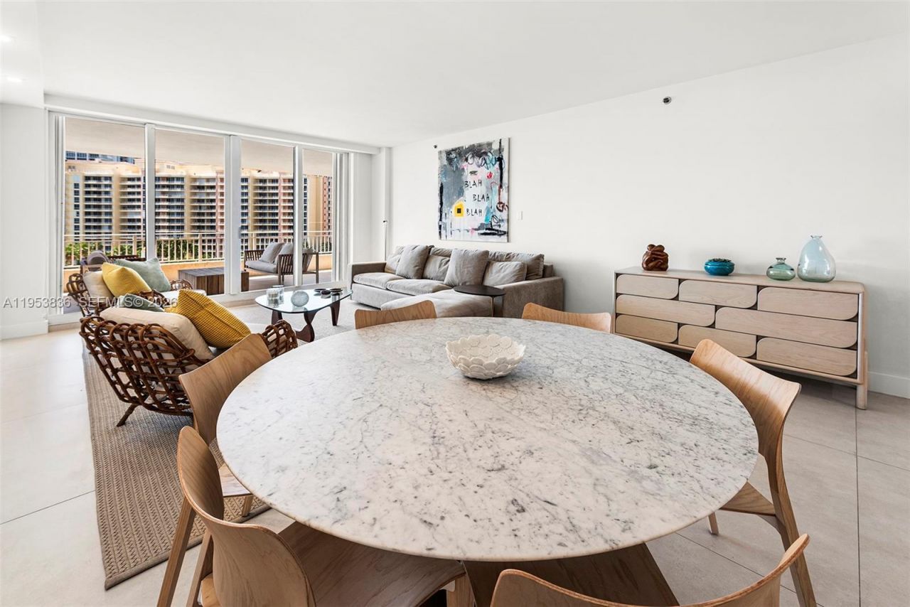 791 Crandon Blvd, Unit 901, Key Biscayne, FL 33149 Photo