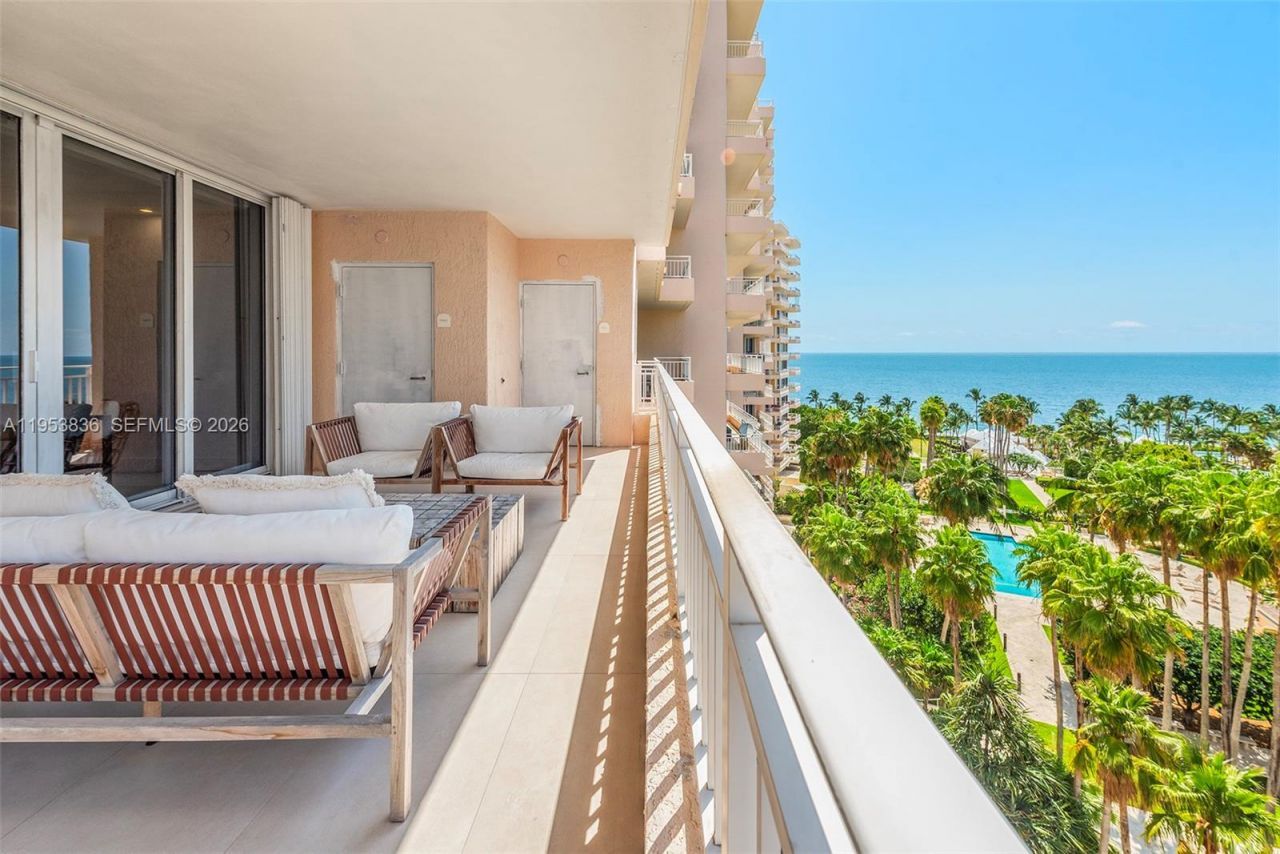 791 Crandon Blvd, Unit 901, Key Biscayne, FL 33149 Photo