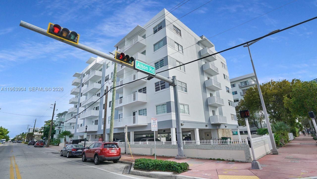 1130 11th St, Unit 6J, Miami Beach, FL 33139 Photo
