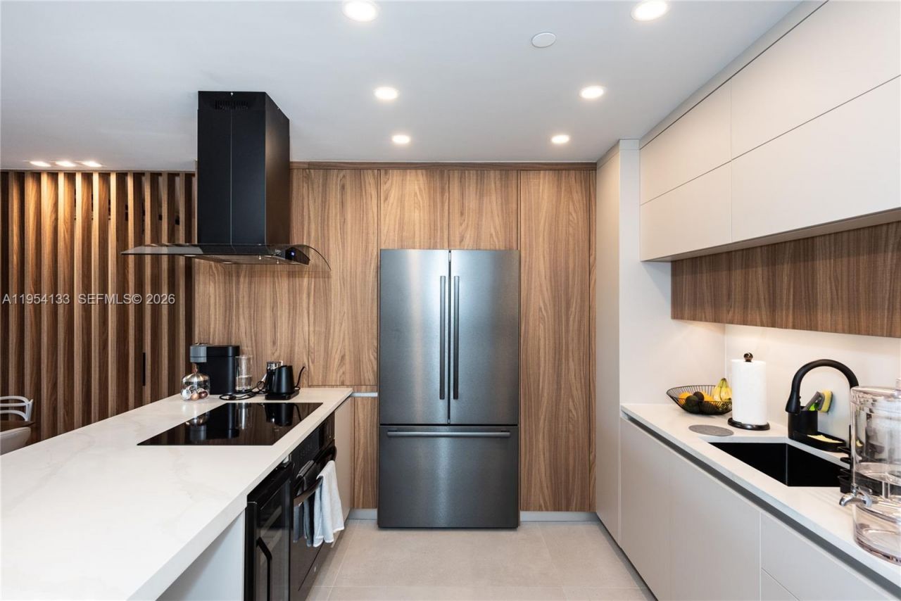 251 Crandon Blvd , Unit 306, Key Biscayne, FL 33149 Photo