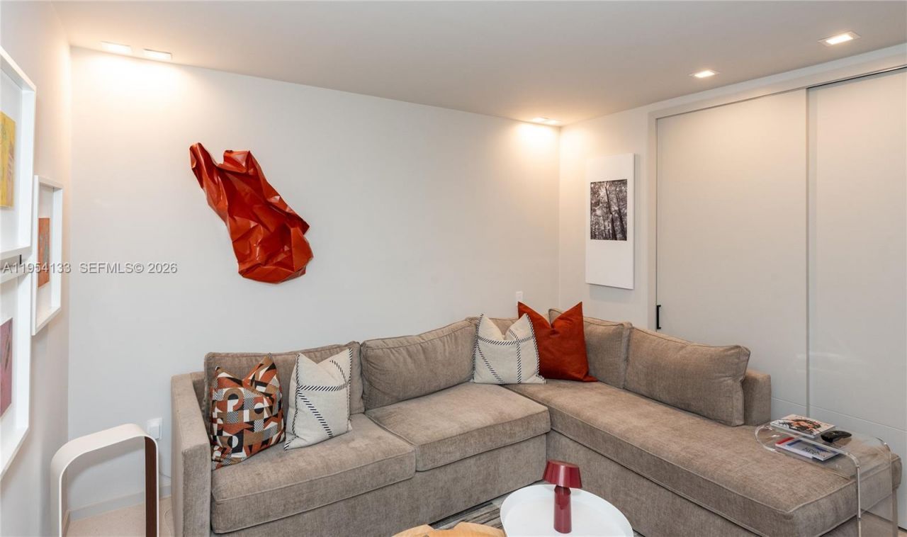 251 Crandon Blvd , Unit 306, Key Biscayne, FL 33149 Photo