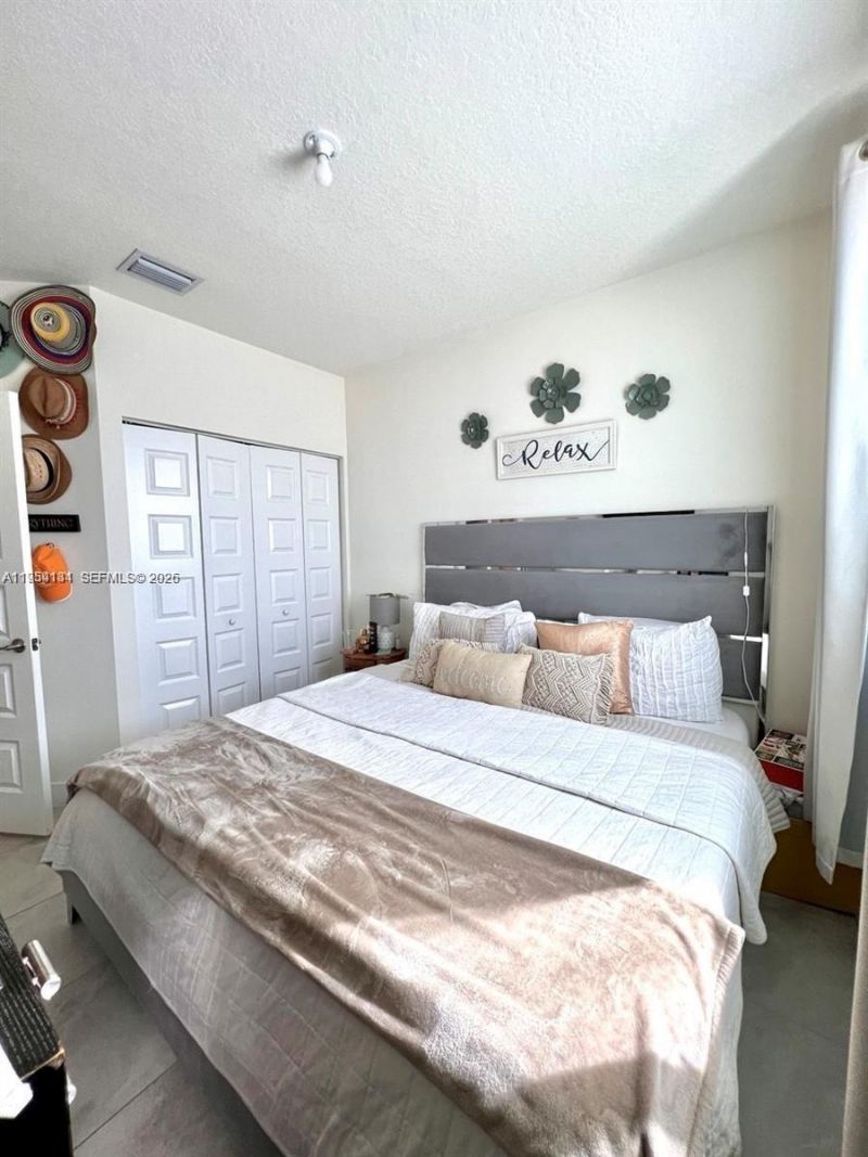 6420 NW 102nd Path , Unit 304, Doral, FL 33178 Photo