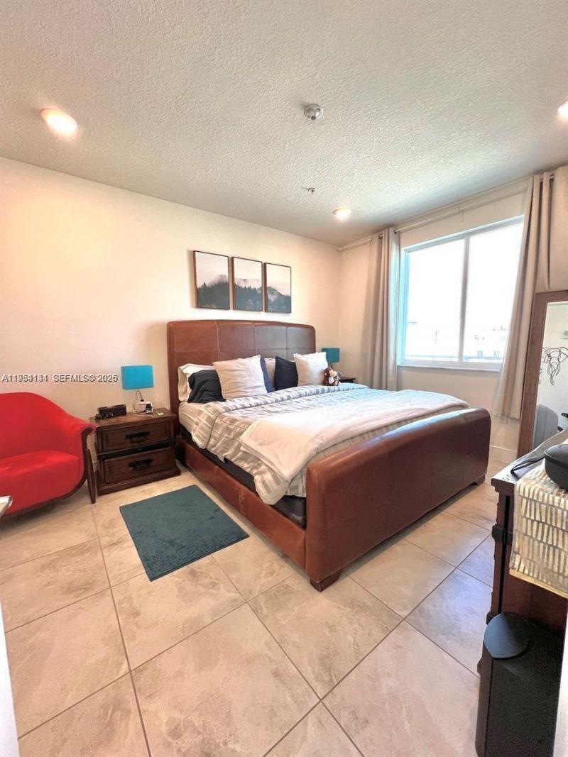 6420 NW 102nd Path , Unit 304, Doral, FL 33178 Photo