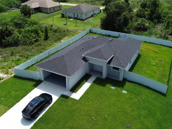 1111 GUNBY AVE S, Lehigh Acres, FL 33974