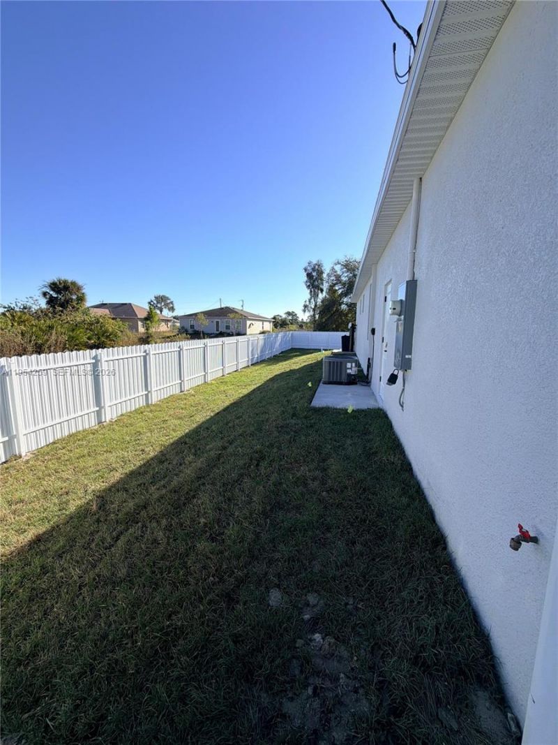 1111 Gunby Ave S, Lehigh Acres, FL 33974 Photo