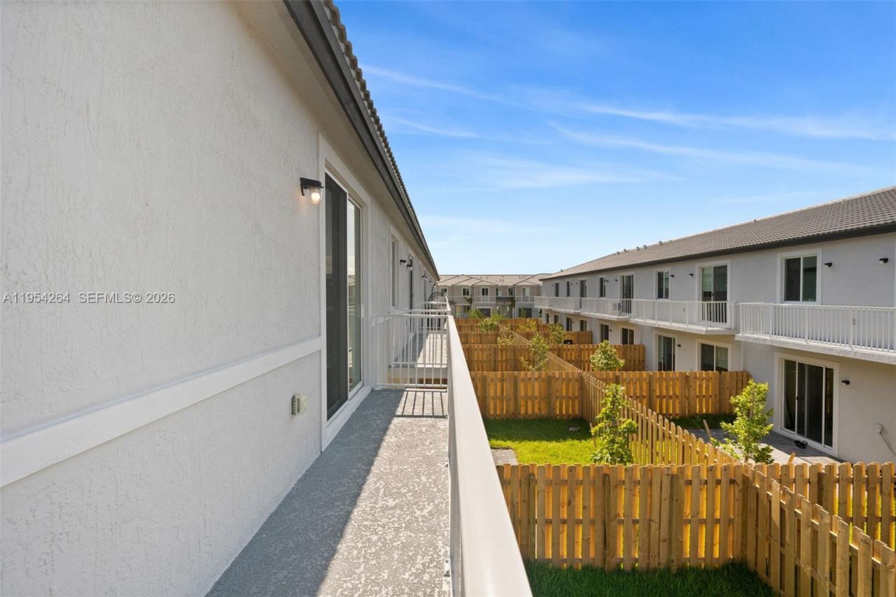 716 SE 14th Ct, Homestead, FL 33034 Photo