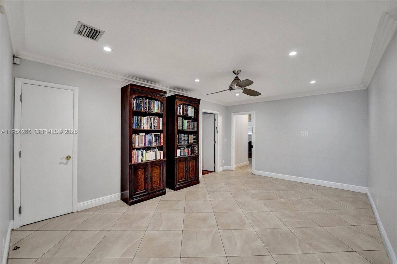 3671 N 47th Ave, Hollywood, FL 33021 Photo