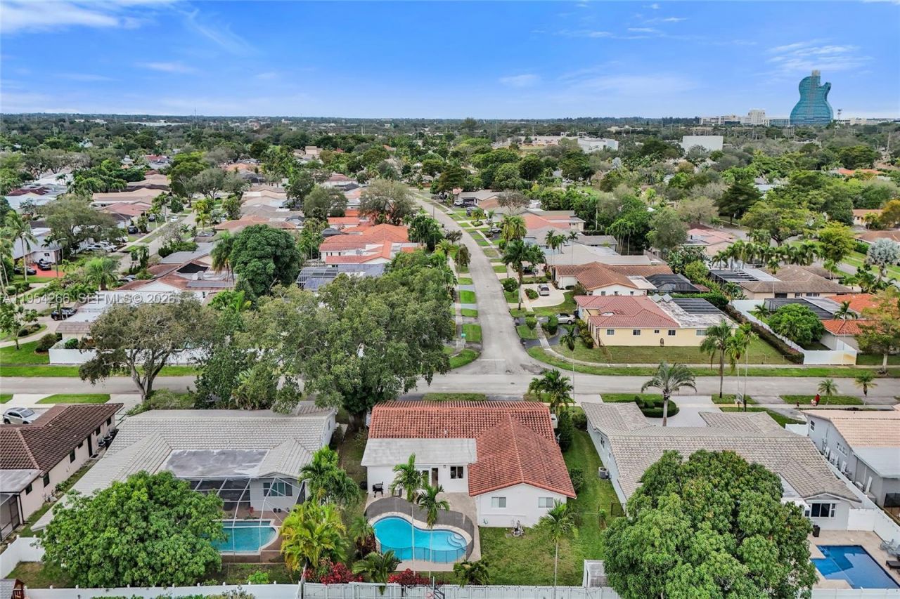3671 N 47th Ave, Hollywood, FL 33021 Photo