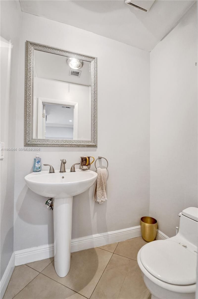 3671 N 47th Ave, Hollywood, FL 33021 Photo