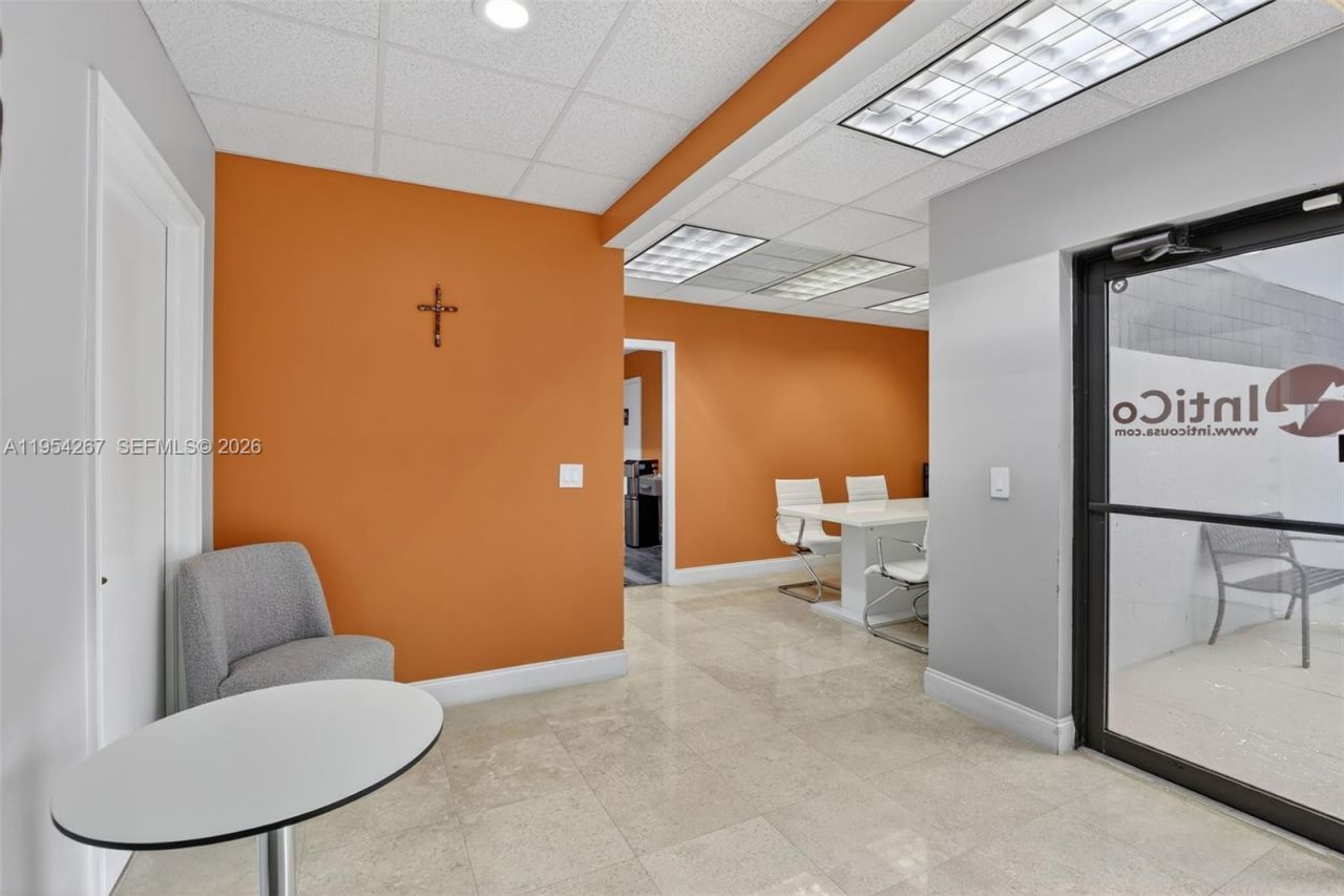 1007 Shotgun Rd, Sunrise, FL 33326 Photo