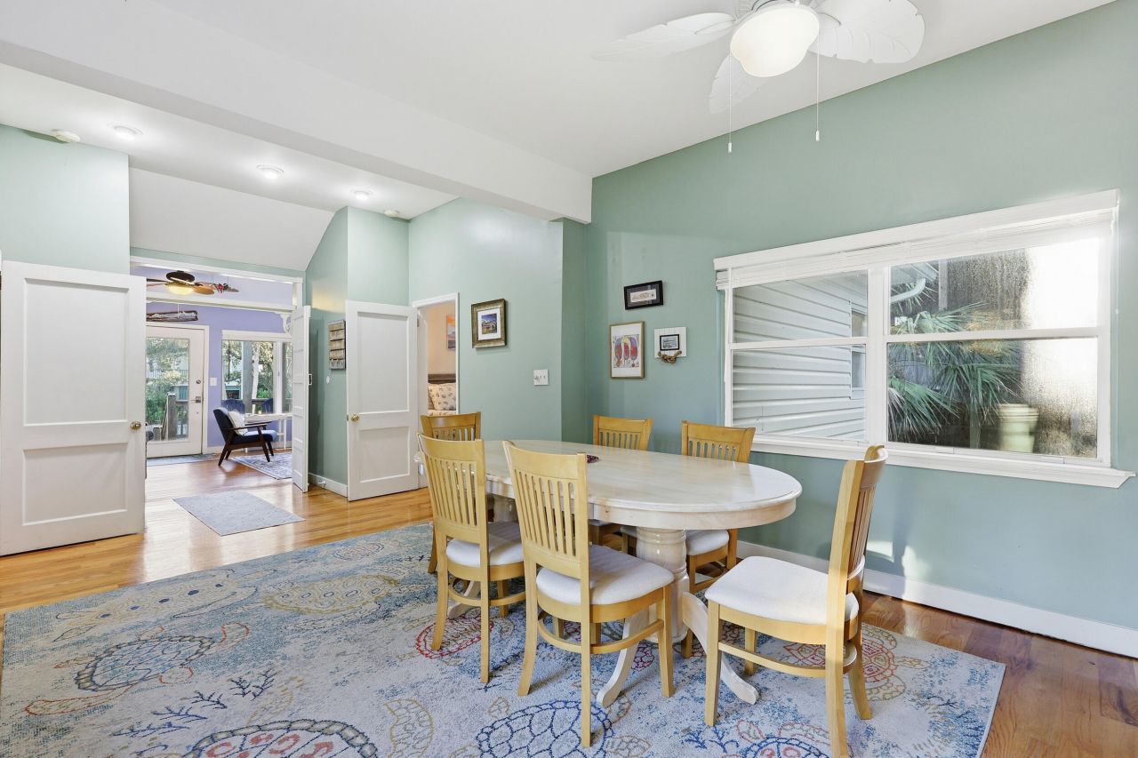 418 E Ashley Avenue Photo 17