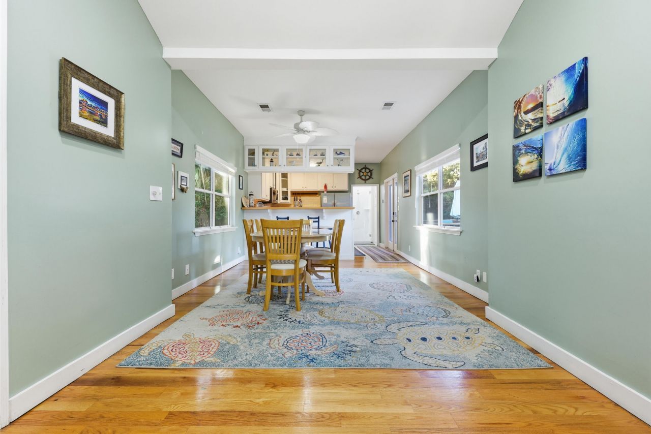 418 E Ashley Avenue Photo 26