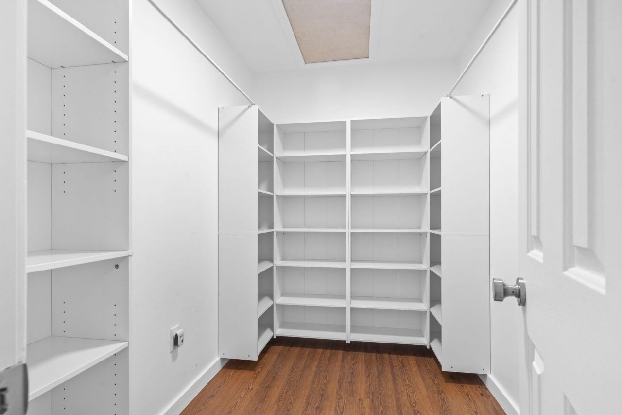 2213 Haystack Way  Photo 11