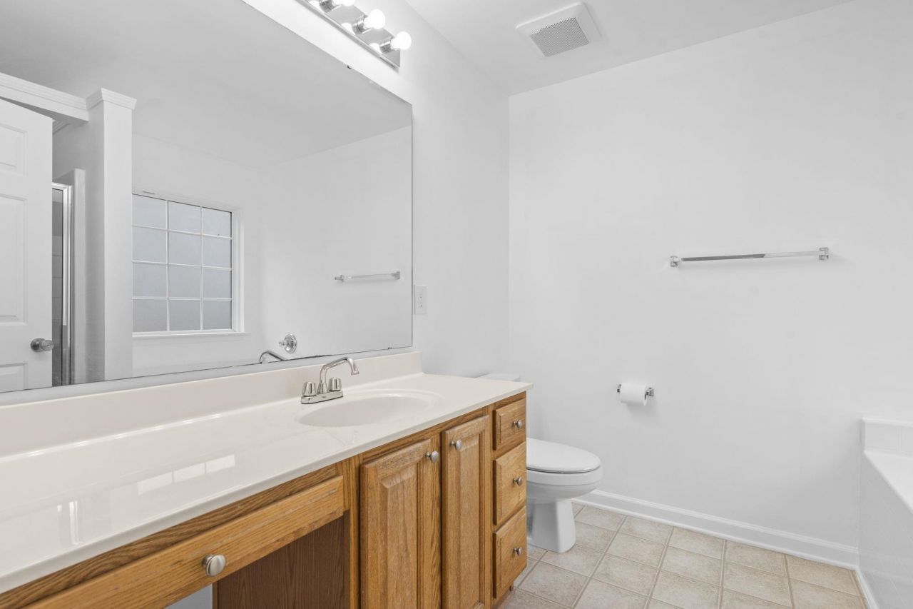 2213 Haystack Way  Photo 12