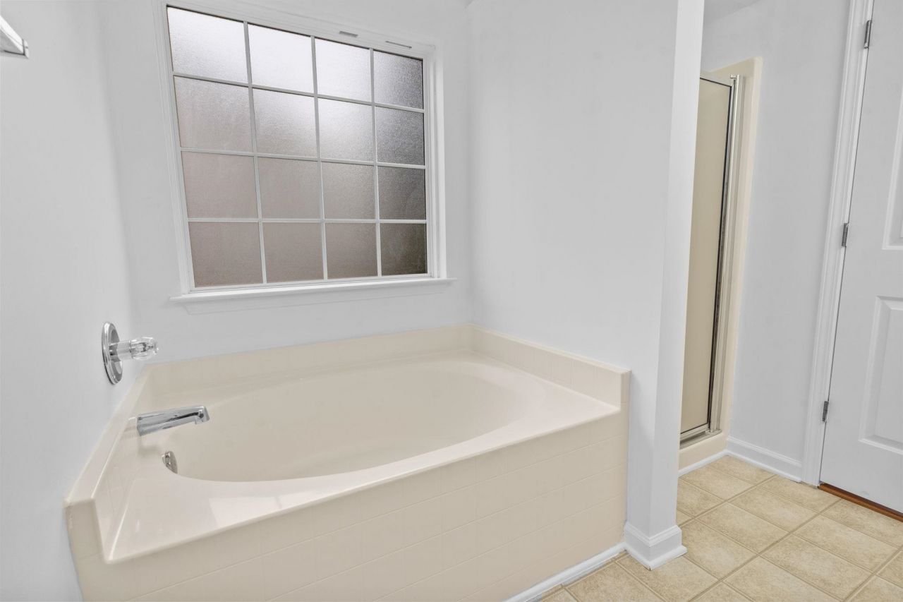 2213 Haystack Way  Photo 14