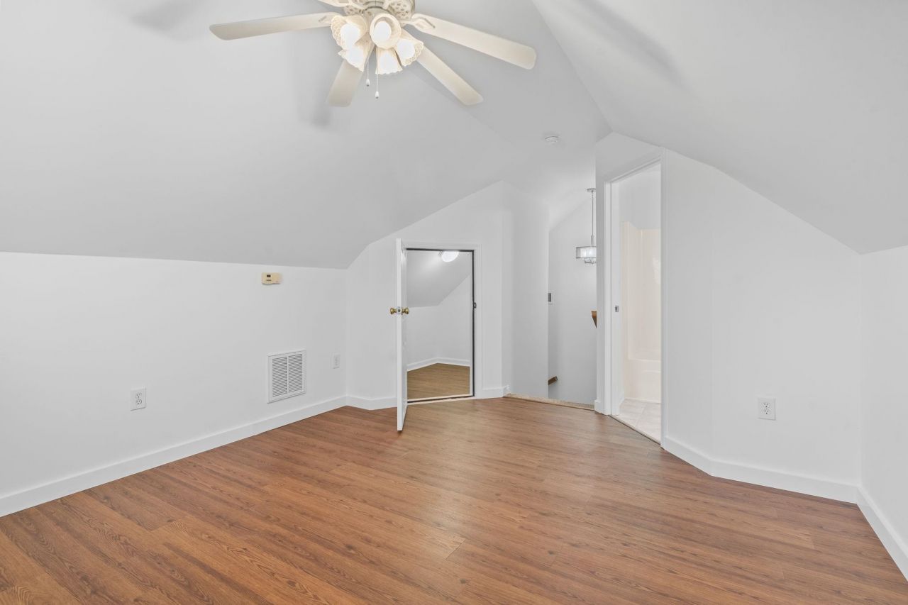 2213 Haystack Way  Photo 21