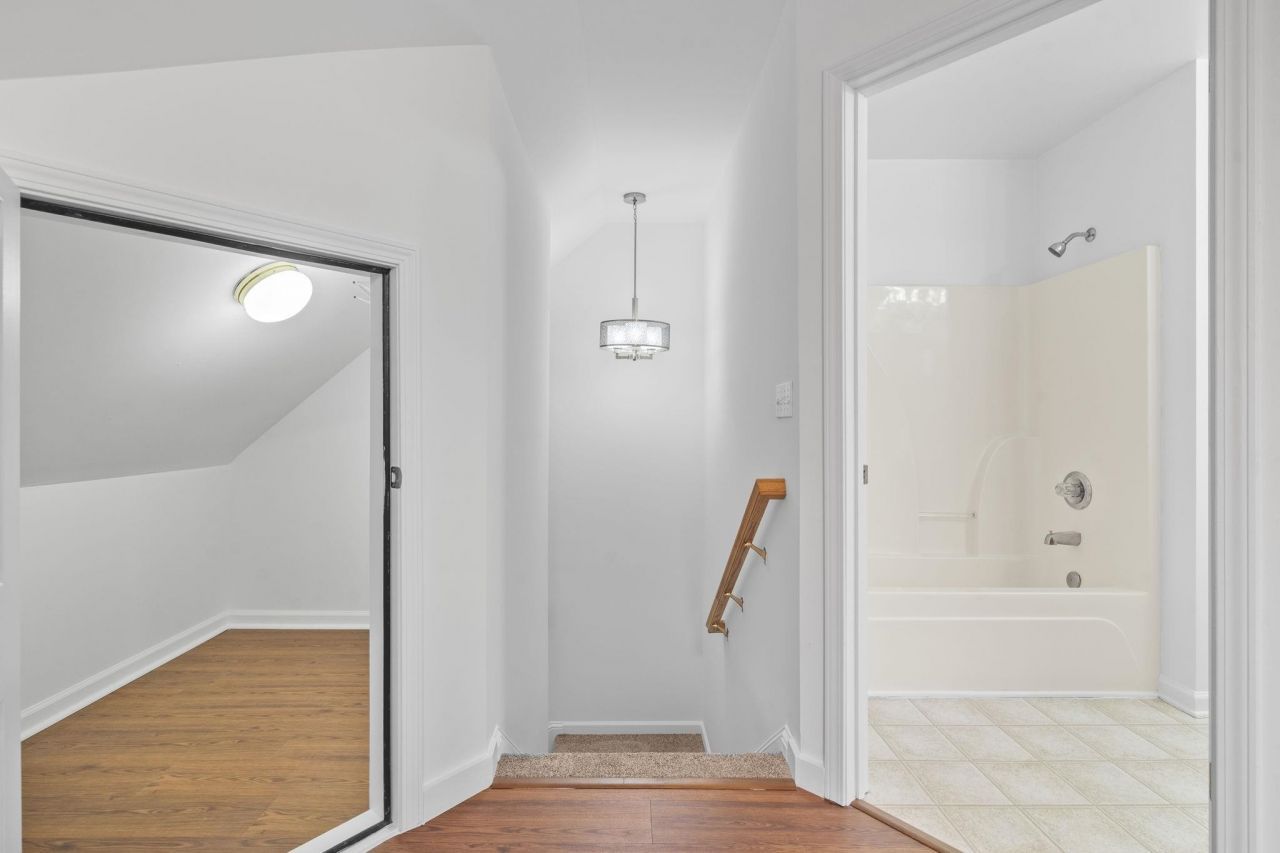 2213 Haystack Way  Photo 22