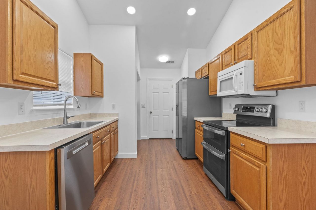 2213 Haystack Way  Photo 27