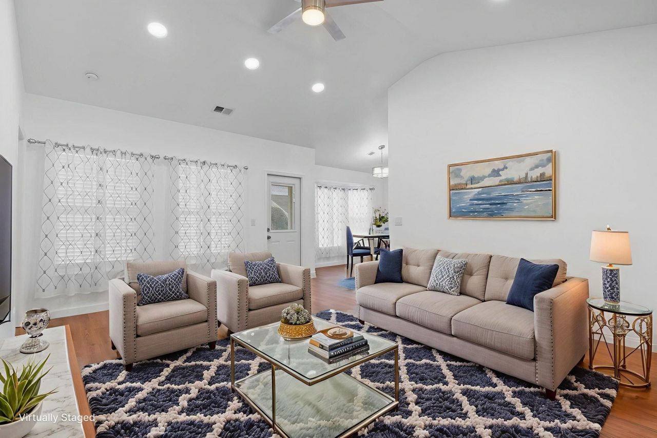 2213 Haystack Way  Photo 6