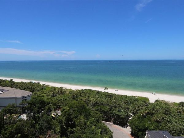 8665 Bay Colony DR , Unit 901, NAPLES, FL 34108