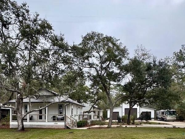 1763 Bay Grove Road, Freeport, FL 32439