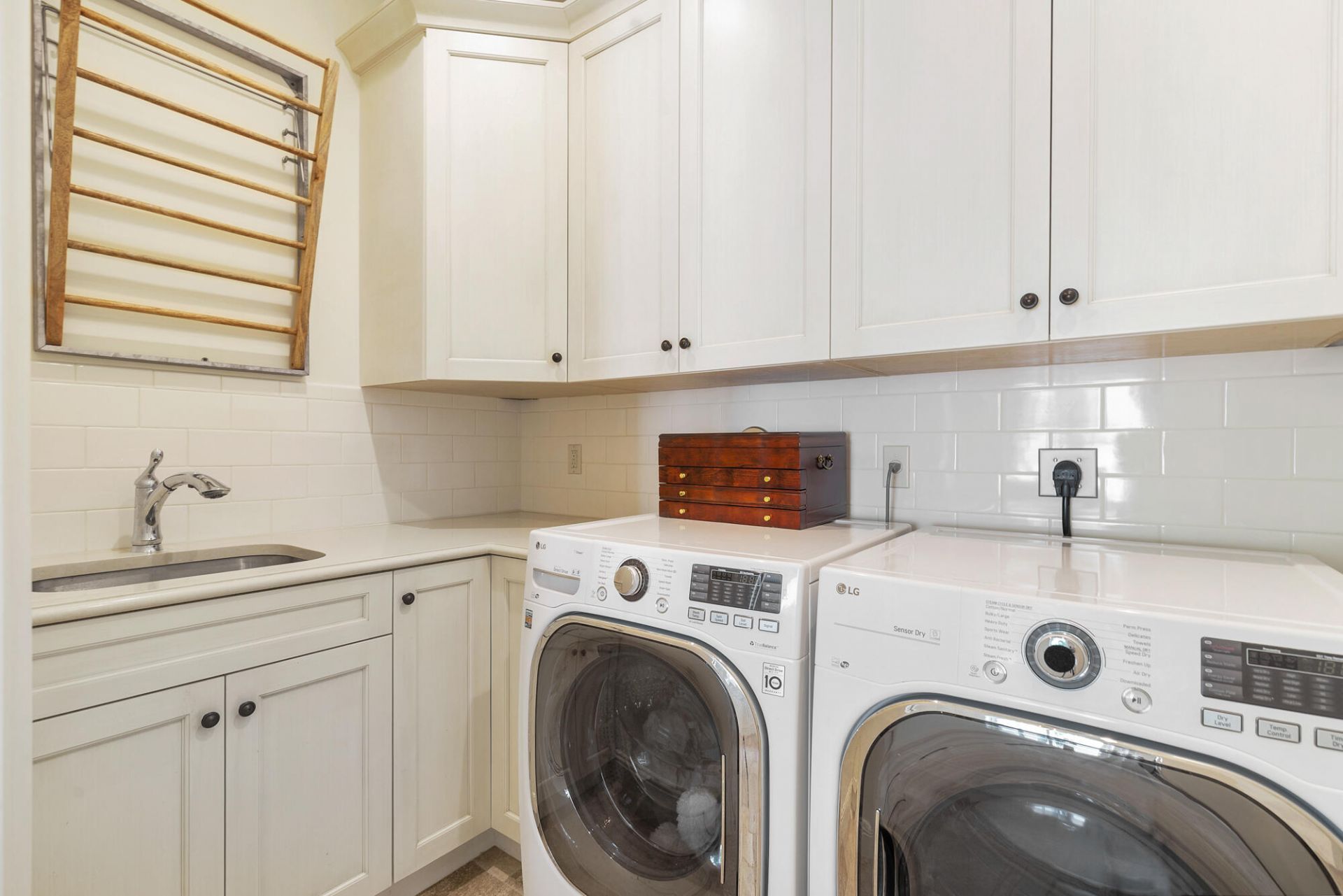 261 Seminole Avenue, Palm Beach, FL 33480 Photo