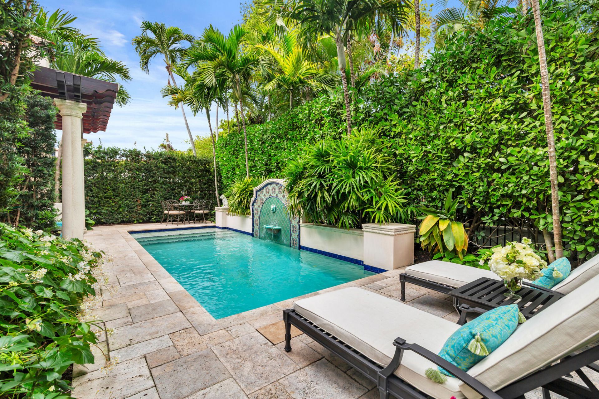 261 Seminole Avenue, Palm Beach, FL 33480 Photo