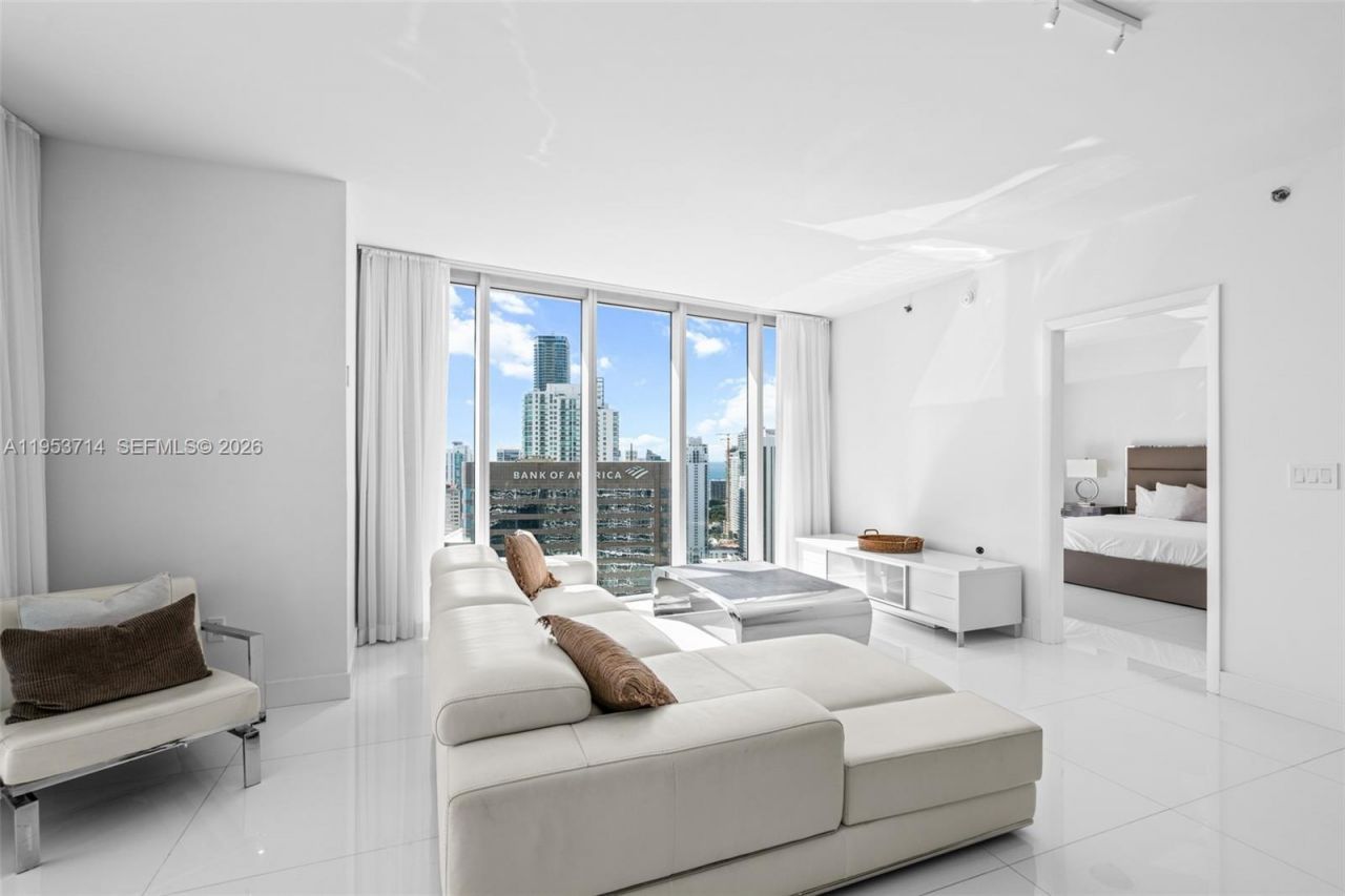 485 Brickell Ave, Unit 4410, Miami, FL 33131 Photo