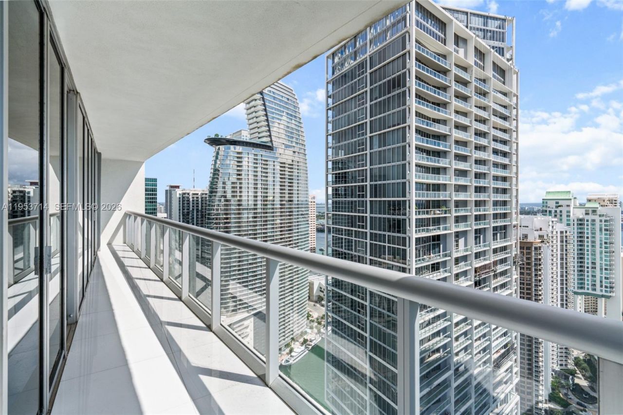 485 Brickell Ave, Unit 4410, Miami, FL 33131 Photo