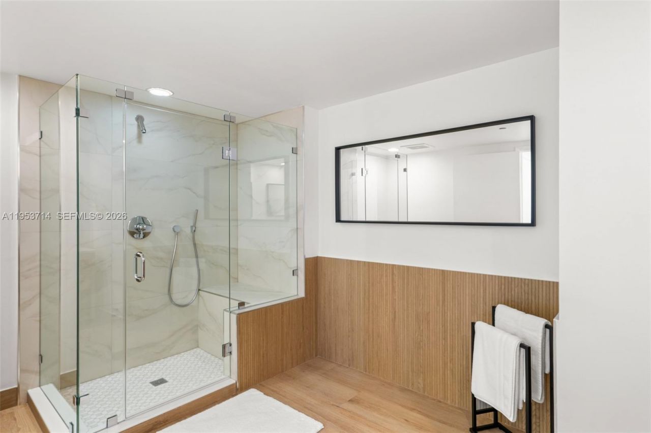 485 Brickell Ave, Unit 4410, Miami, FL 33131 Photo