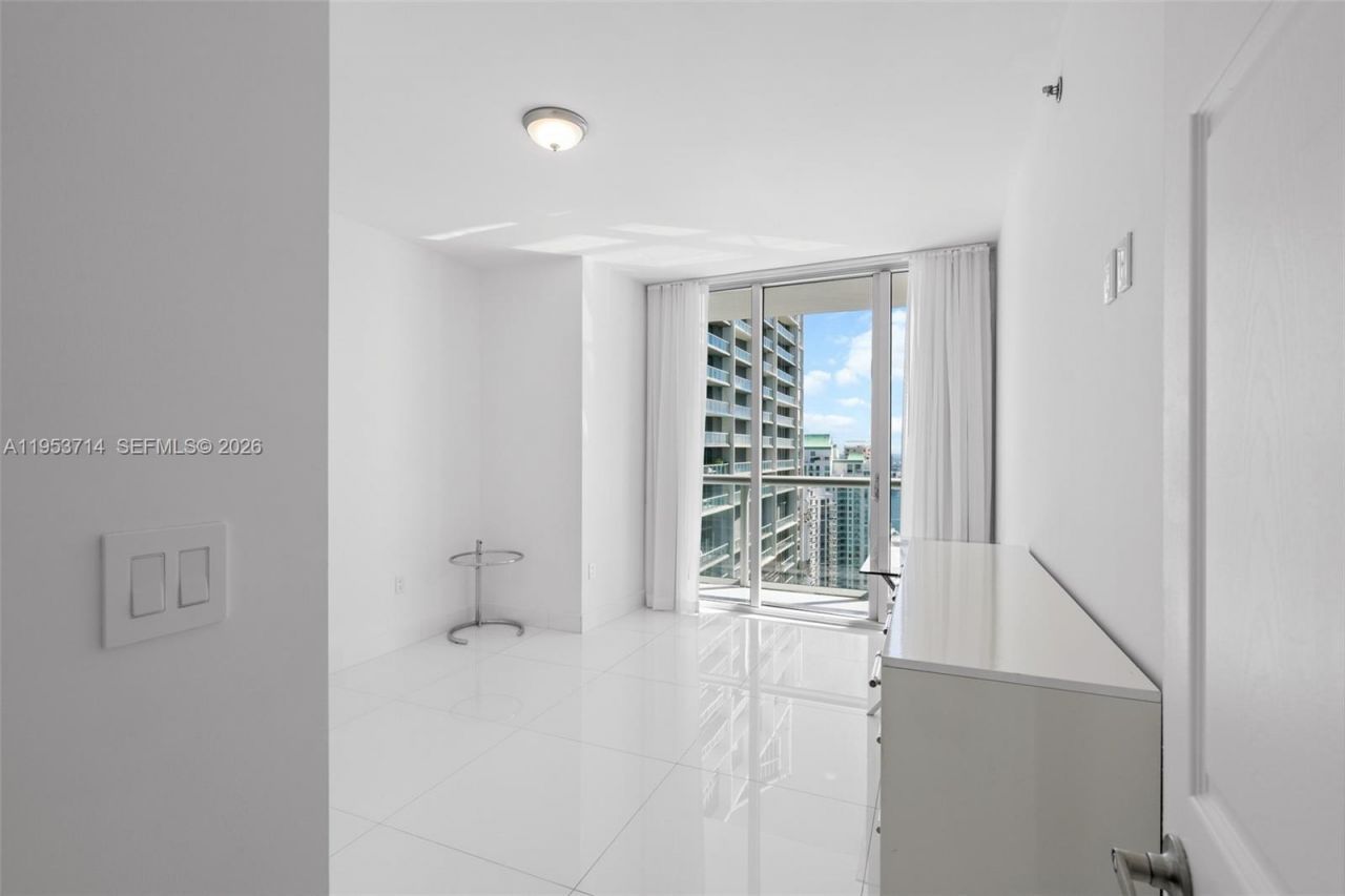 485 Brickell Ave, Unit 4410, Miami, FL 33131 Photo