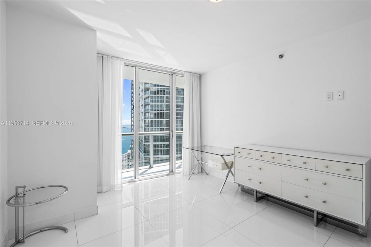 485 Brickell Ave, Unit 4410, Miami, FL 33131 Photo